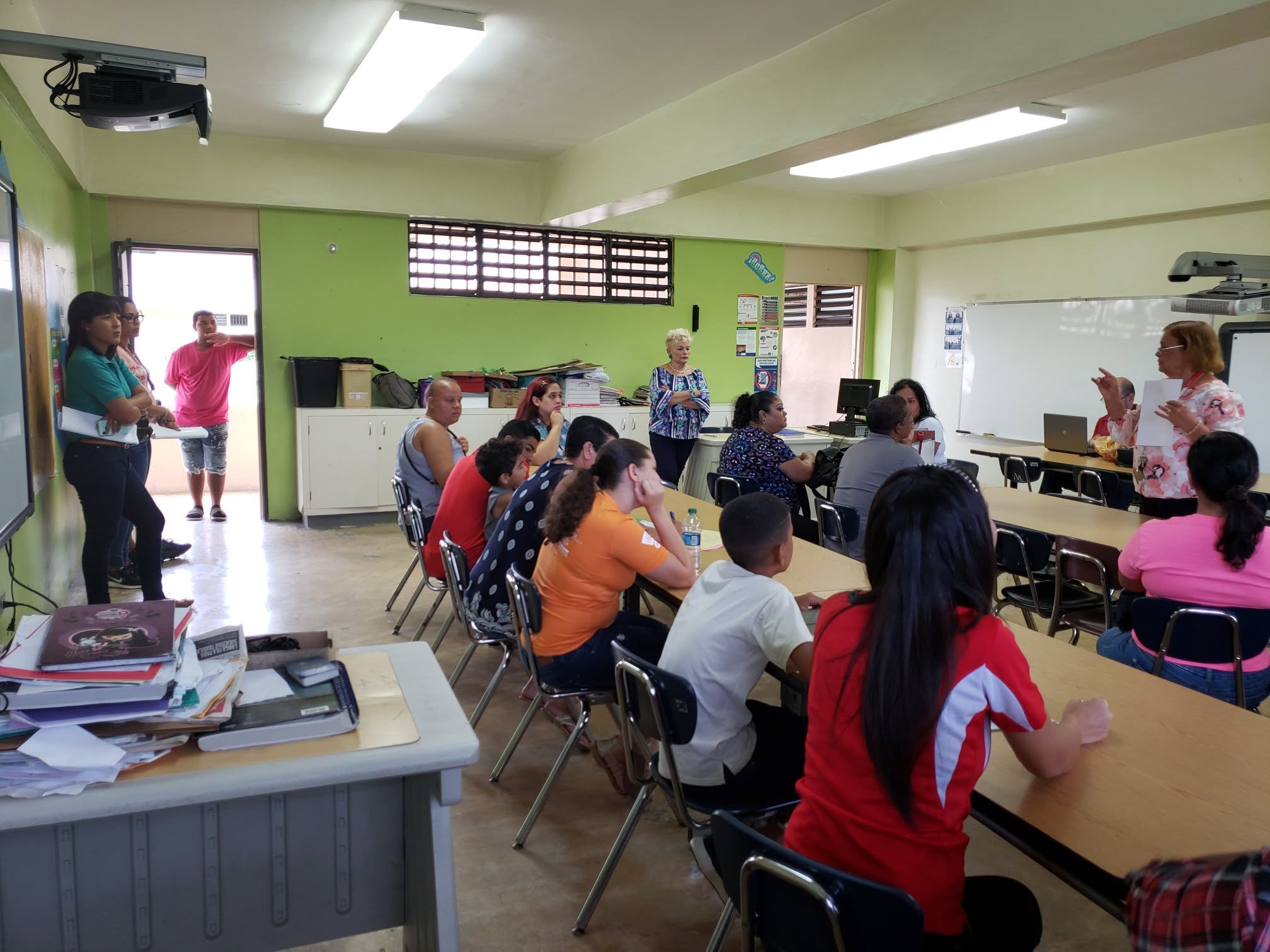 Imagen de la cobertura de: Denuncian crisis de salud y seguridad en la Escuela Petra Zenón de Fabery en Trujillo Alto